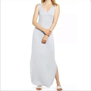 NWOT Bobeau V Neck Twist Back Maxi Dress